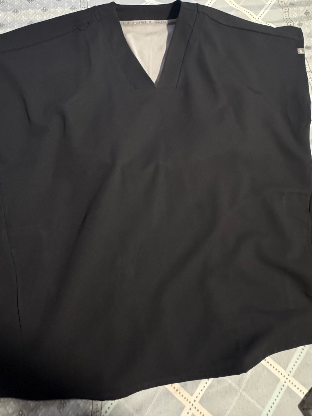 Fabletics Men's Black V-Neck Performance Shirt